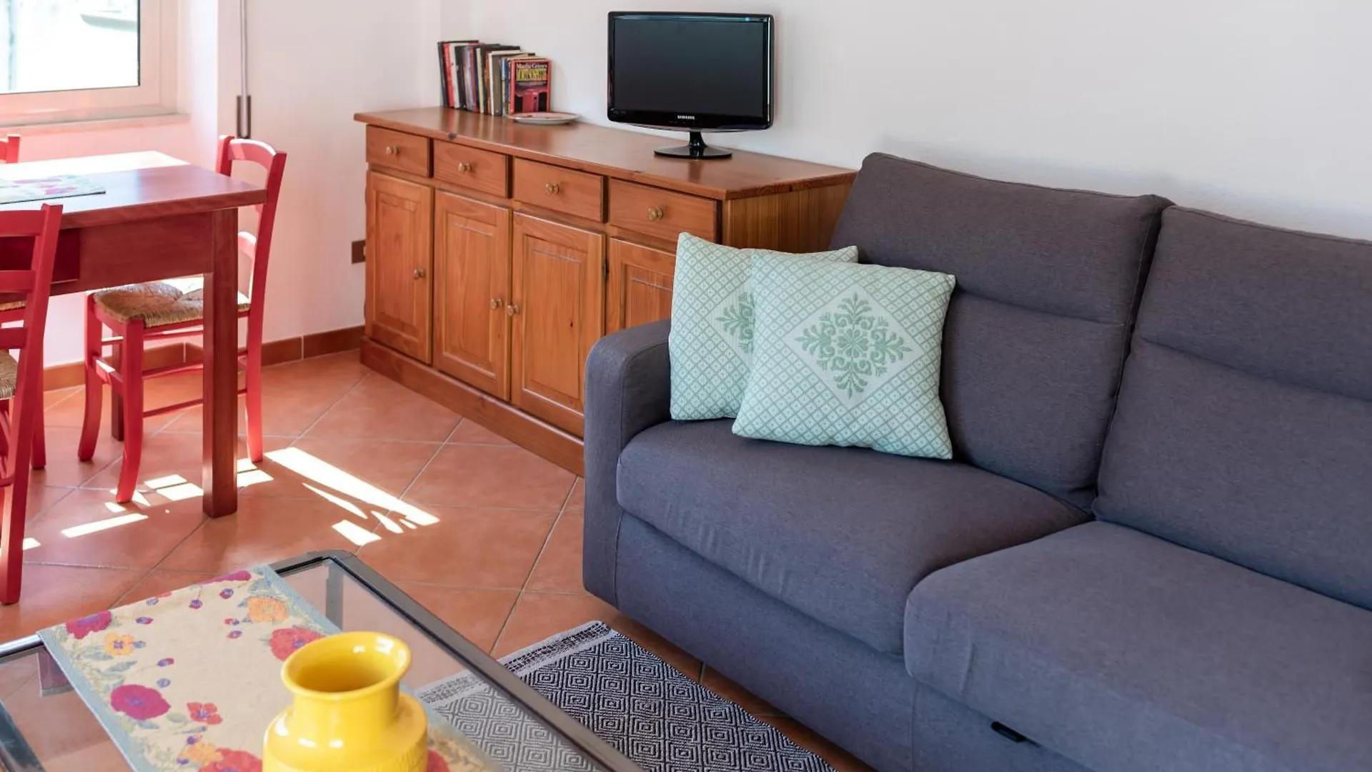 Mannois - Lofts & Apartments Orosei 0*,  Italy