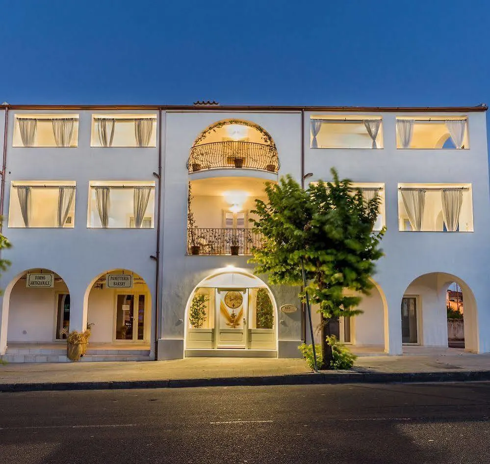 Mannois - Lofts & Apartments Orosei Italy
