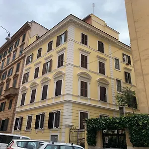 A Casa Di Vera - Vaticano , Rome Italy